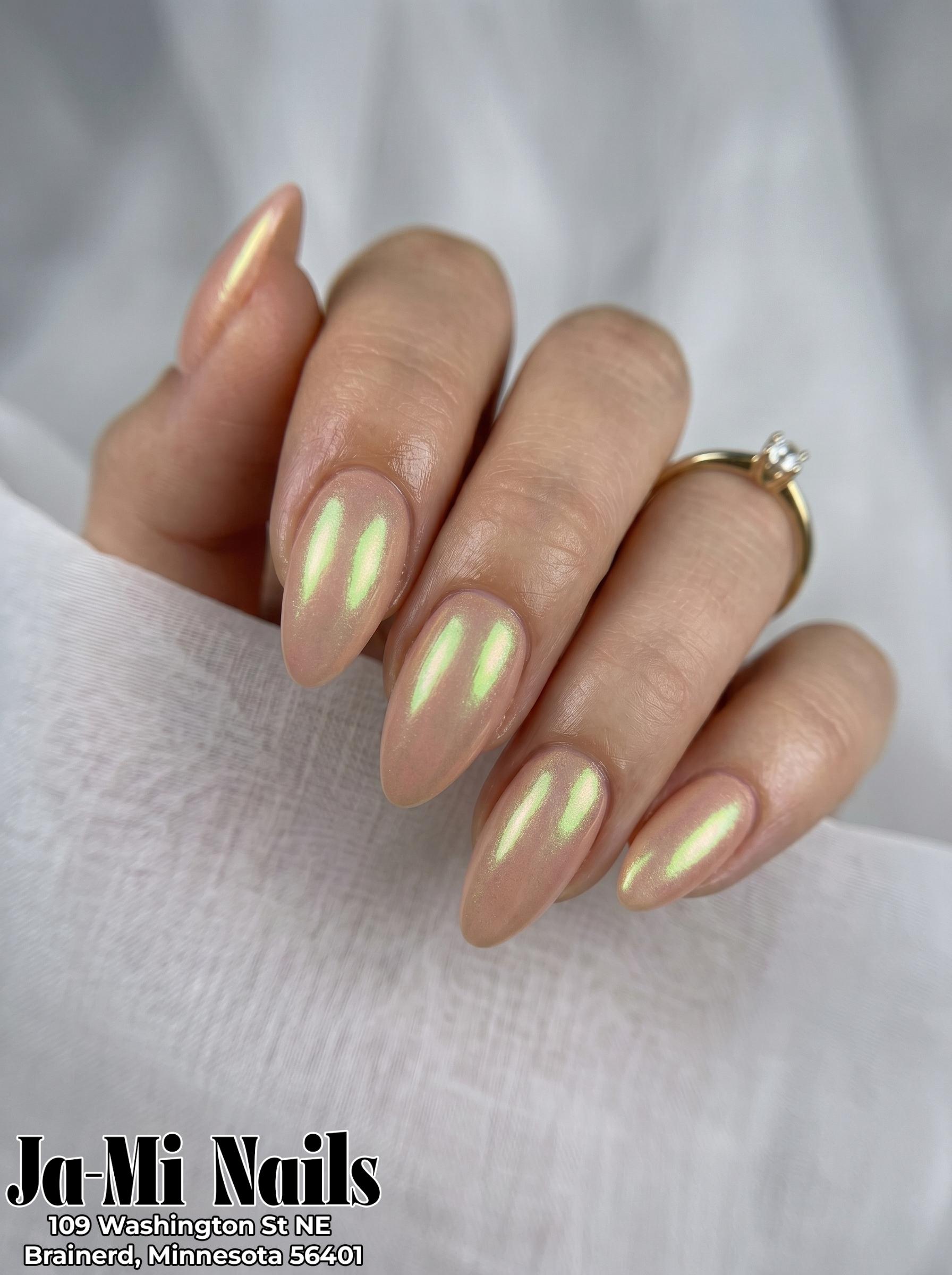 July Nail Trends 2026